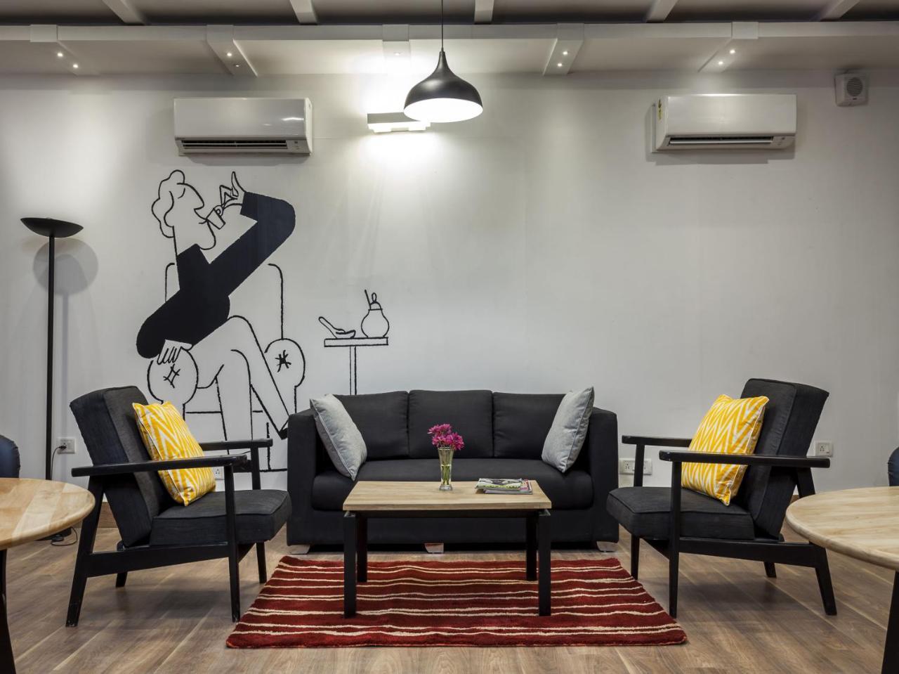 מלון כלכותה Oyo Townhouse 11 Esplanade מראה חיצוני תמונה