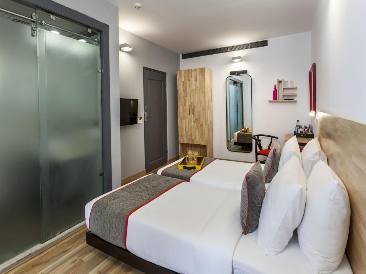 מלון כלכותה Oyo Townhouse 11 Esplanade מראה חיצוני תמונה